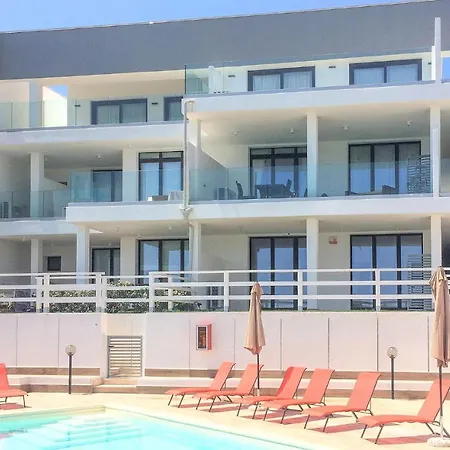 Amazing apartment in Cannigione with Outdoor swimming pool, WiFi&1 Bedrooms Appartement